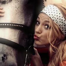 Welcome Queen Serena Original