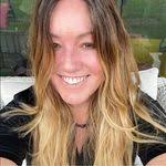 Earlene Carlisle's Instagram, Twitter & Facebook