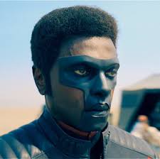 Nathan Fillion adalah Guy Gardner (Green Lantern) Isabela Merced adalah  Kendra Saunders (Hawkgirl) Edi Gathegi adalah Michael Holt (Mr. Terrific)  Anthony Carrigan adalah Rex Mason (Metamorpho)