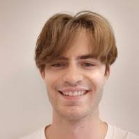 Alex Rossiter's Instagram, Twitter & Facebook