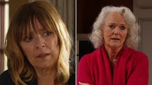 6. Zak's Shocking Betrayal: Leaving Lisa for Joanie ✨ #EmmerdaleThrowback  to one of the most controversial moments in Dingle history—when Zak Dingle  left his long-time love, Lisa, for Joanie Wright in 2016.