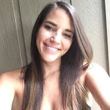 Julia Gum's Instagram, Twitter & Facebook