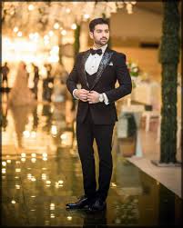 Deepak perwani short sherwani design with pajama and kurta. Pakistani Men Wedding Dresses 2021 Best Collection For All Groom To Be