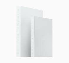 A book chronicling 20 years of apple design, made by apple. Jony Ive Spricht Uber Designed By Apple In California Macerkopf
