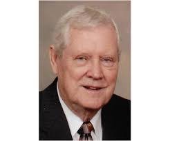 Aaron Lakes's Instagram, Twitter & Facebook