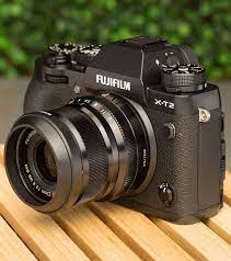The Fujifilm X T2 Is A Fast Shooting Mirrorless Camera That Doesn T Disappoint When It Comes To Imaging Video Fuji Camera Best Digital Camera Classic Camera