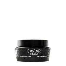 Saçların derinlemesine temizlenmesine yardımcı olan ürünün pek çok farklı özelliklere sahip olmasından dolayı etkili çözümler elde edilebilir. Ultimate Luxury Mask Selective Professional