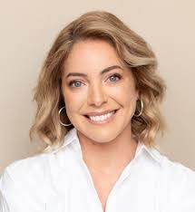 Barbara Motz's Instagram, Twitter & Facebook