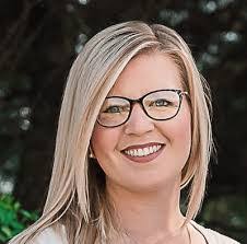 Perry Stover's Instagram, Twitter & Facebook