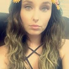 Loria Smith's Instagram, Twitter & Facebook