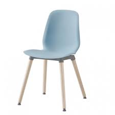 كرسي لون أزرق فاتح بتولا