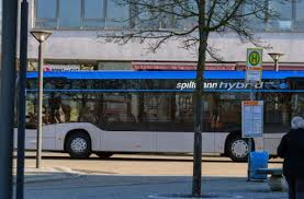 Explore tweets of ec kassel huskies @eckasselhuskies on twitter. Unfall In Bietigheim Bissingen Mann Sturzt Im Bus Scheibe Zerbricht Bietigheim Bissingen Bietigheimer Zeitung