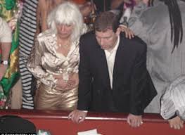 He is ninth in the line of succession to the british throne. êª–êª€á§ê«€êª¶ On Twitter In 2000 Prince Andrew Attended A Hookers And Pimps Themed Party With Maxwell She Is In The Blonde Wig