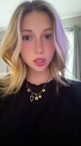 Jillian Daigle's Instagram, Twitter & Facebook