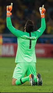 Alisson becker liverpool 2019 warm up for liverpool in the match against newcastle during the 2018/19 premier league season, with john achterberg, the. Pin On Alisson Meu Vida
