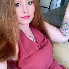 Lisa Gallus's Instagram, Twitter & Facebook