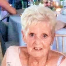 Son of tragic mesh death mum Eileen Baxter is to meet with the health  secretary