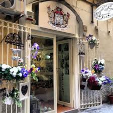 A Pretty Storefront In Our Neighborhood Naples Italy Store Fronts Shop Fronts Through The Window