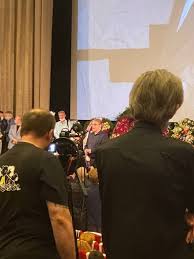 В москве, в центральном доме кинематографистов (доме кино) 8 июля 2021 года проходит прощание с актером и режиссером владимиром меньшовым. Dfzduxkdo895tm