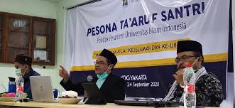 Check spelling or type a new query. Pondok Pesantren Uii Gelar Pekan Taa Ruf Santri Petasan 2020 Secara Luring Dan Daring Pondok Pesantren Uii