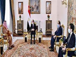 تُوفي المستشار في الديوان الملكي، أمس (الخميس)، الشيخ ناصر بن عبدالعزيز أبو حبيب الشثري؛ بعد معاناة مع المرض، وسوف تقام صلاة الجنازة في الساعة الخامسة Ø§Ù„Ø±Ø¦ÙŠØ³ Ø§Ù„Ø³ÙŠØ³ÙŠ ÙŠØ³ØªÙ‚Ø¨Ù„ ØªØ±ÙƒÙŠ Ø¢Ù„ Ø§Ù„Ø´ÙŠØ® Ù…Ø³ØªØ´Ø§Ø± Ø§Ù„Ø¯ÙŠÙˆØ§Ù† Ø§Ù„Ù…Ù„ÙƒÙŠ Ø§Ù„Ø³ Ù…ØµØ±Ø§ÙˆÙ‰