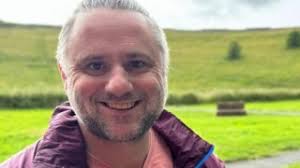 Makeup artist Demi Wright dies from tumour she thought was pregnancy