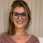 Melissa Kono's Instagram, Twitter & Facebook