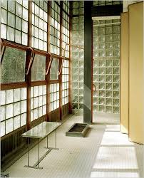 Pierre Chareau He Could Design Everything In Your House And Also Your House Avec Images Maison De Verre Maison En Pierre Maison