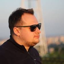 Robin Rawlins's Instagram, Twitter & Facebook