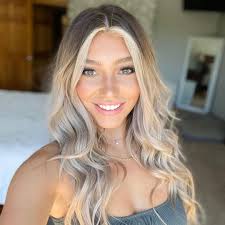 Cierra Wilson's Instagram, Twitter & Facebook