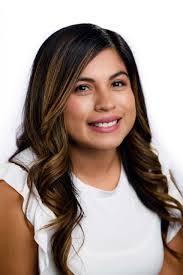 Neva Cobb's Instagram, Twitter & Facebook