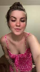 Amanda Plotzke's Instagram, Twitter & Facebook