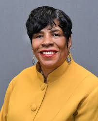 Marie Theus's Instagram, Twitter & Facebook