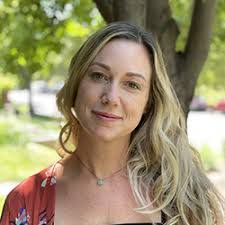 Kristy Lyons's Instagram, Twitter & Facebook