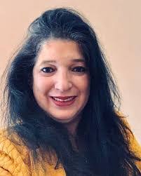 Carmen Luera's Instagram, Twitter & Facebook