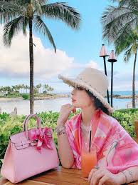 Thùy Tiên Chuyên Sỉ Túi Xách Giày Dép Phụ Kiện Thời Trang Hàng Hiệu Siêu  Cấp Vip.