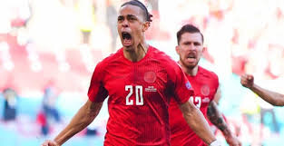 Si el partido entre bélgica e inglaterra termina con un empate o con la victoria de inglaterra, dinamarca tendrá una gran oportunidad de ganar un lugar en. Pronostico Rusia Vs Dinamarca Eurocopa 2020