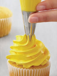 Recette Cupcakes Natures Avec Glacage Mascarpone Facile Et Rapide Recette Cupcake Recette Cupcake Facile Cupcake Facile