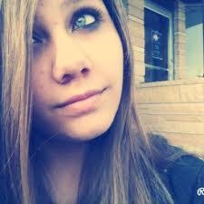 Alyssa Lamont's Instagram, Twitter & Facebook