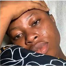 I have done petty things in this life shaa 😩. I went to withdraw at the  ATM Yesterday. The queue was long but I had to wait. It was the only ATM