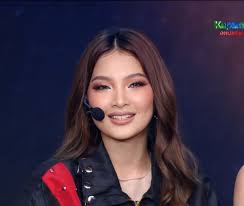 Enter BINI Stacey's pink universe as she charms the New Frontier Theater  with her girly solo performance. 📸Danilo Factor