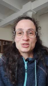 This morning Echo Echo Artistic Director Stephen Batts is working online  with the 1st year 'Sports with Business' Students at IT Sligo. He would  have been there in person but #StormBarra has