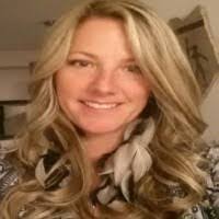 Kerri Benson's Instagram, Twitter & Facebook