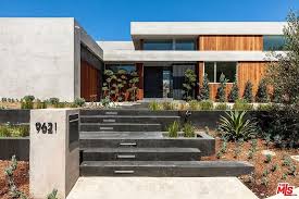 She has been ranked no. Inside The 7million Beverly Hills Home Naomi Osaka Bought From Nick Jonas Daily Mail Online