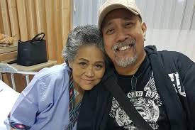 Cuba dm crush yang kamu suka, mana tahu ada jodoh. Dua Hari Sebelum Meninggal Istri Indro Warkop Minta Pulang