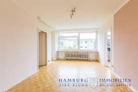 Für rückfragen oder sie wünschen einen besichtigungstermin, rufen sie mich. Etagenwohnung In Hamburg Farmsen Berne 48 80 M Hamburg Immobilien Dirk Bluhm