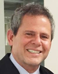 Allanaron oficina de empresas que serían utilizadas para lavar dinero