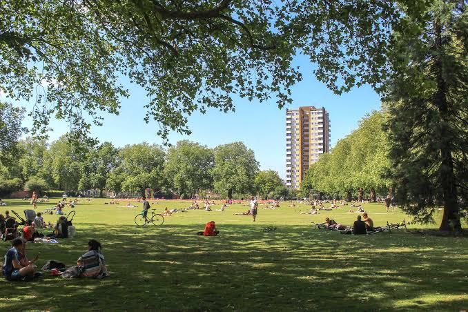 London Fields park, Hackney