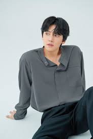 Currently, fans are very worried about ji chang wook's health. Magazine What Is The Charm Of Ji Chang Wook A Sexy Romance Craftsman Ji Chang Wook S Kitchen
