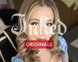 Valerie Bratcher's Instagram, Twitter & Facebook